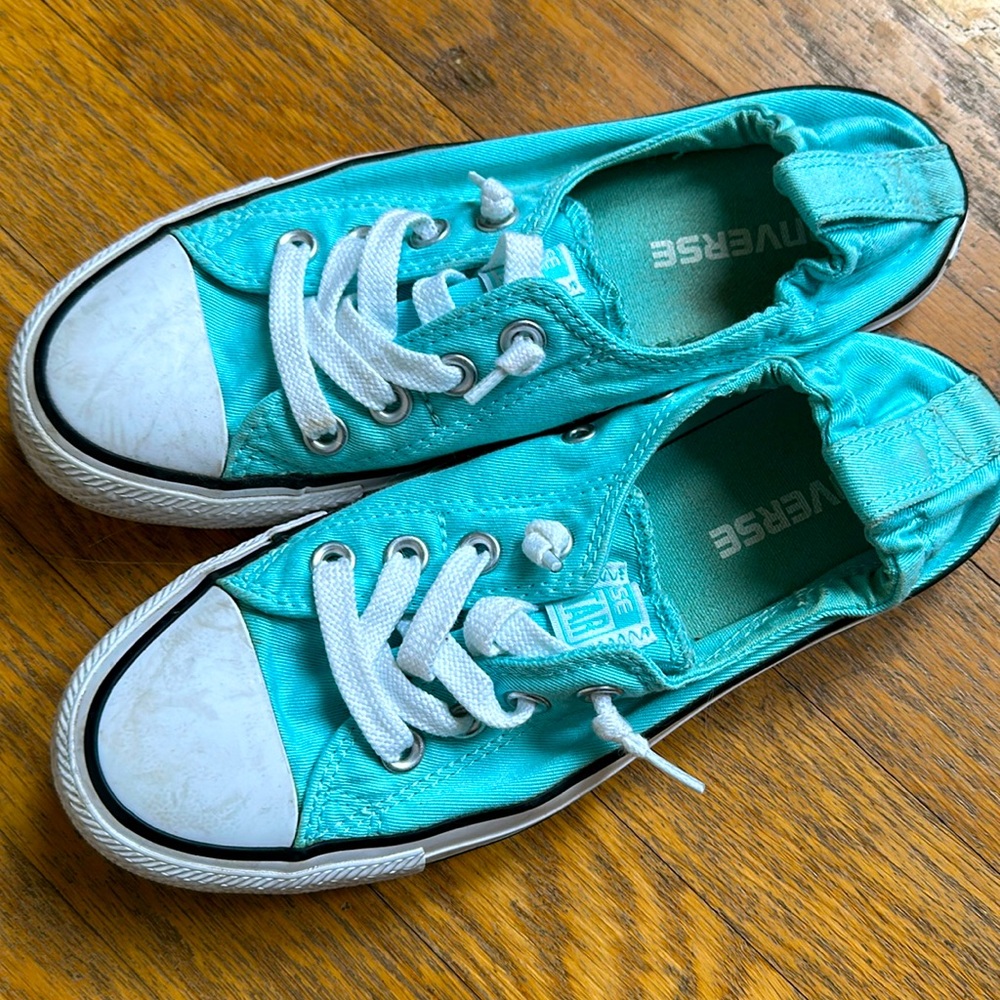Teal Converse slip on, size 6